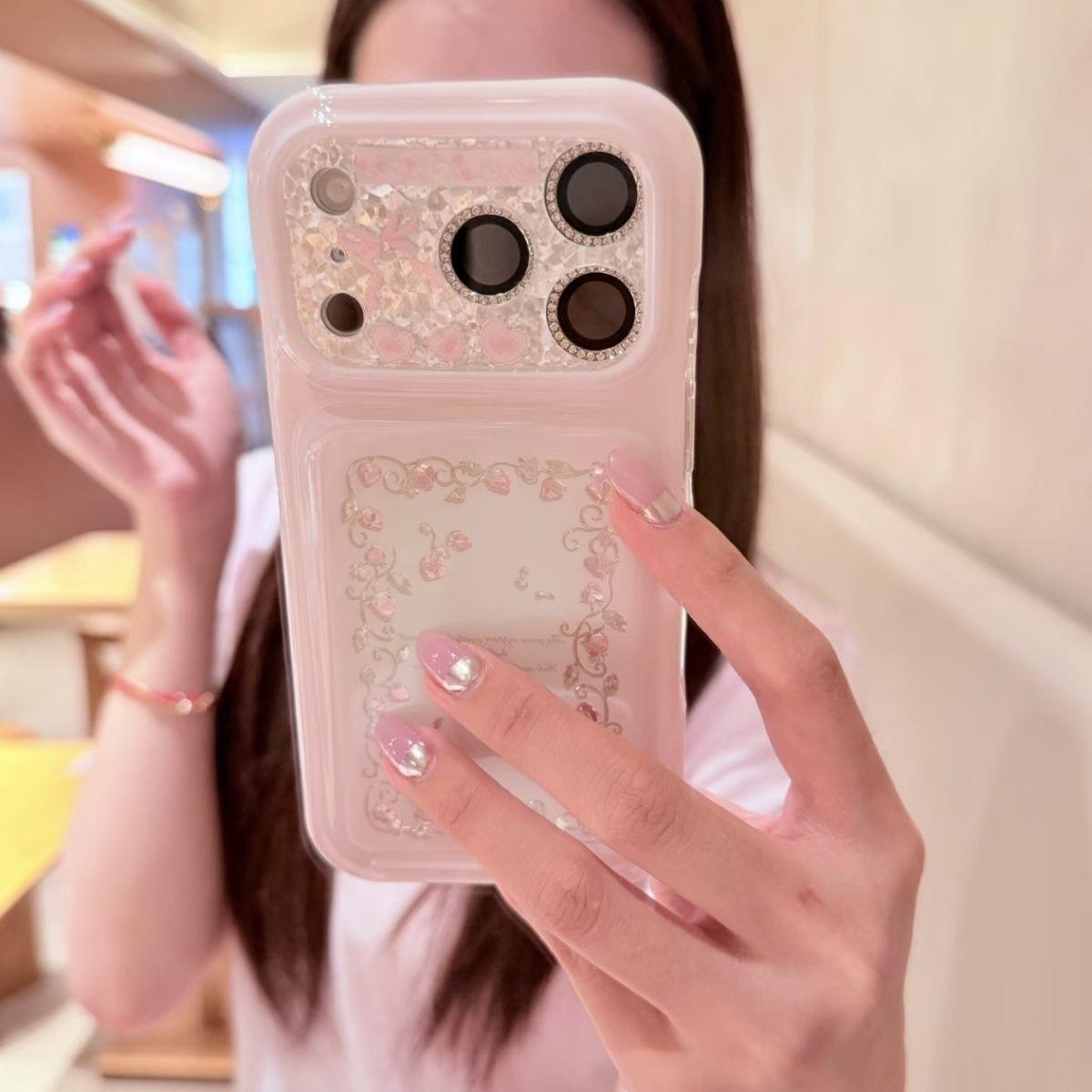 ins镭射闪钻藤蔓草莓适用于苹果17promax手机壳16pro/15女款防摔