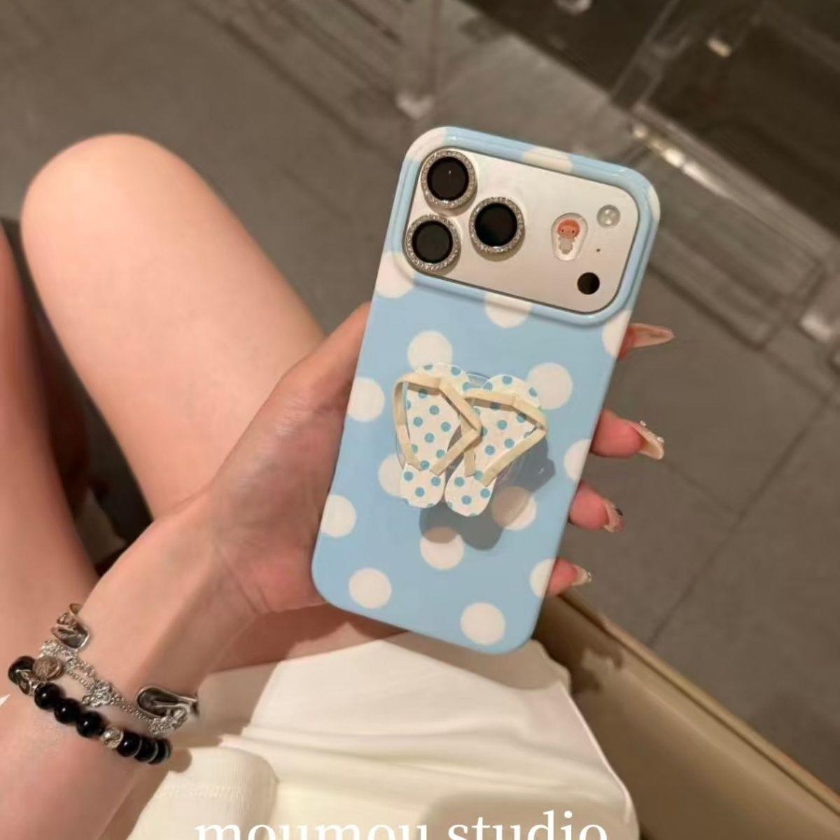 ins韩系简约波点适用苹果17手机壳iPhone17Promax新款16高级感15保护套硅胶防摔全包带拖鞋支架女款软壳超薄p