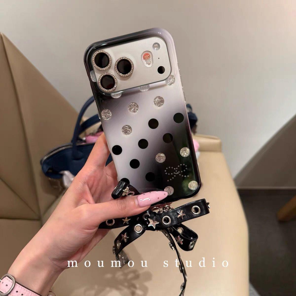 黑银渐变波点适用苹果17promax手机壳iphone17新款16pm少女15pm高级铆钉挂绳16pro简约15防摔17Pro全包手机套