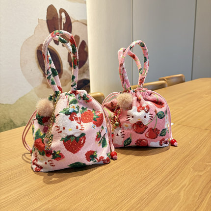 Fl 毛巾包hello kitty 樱桃手提袋草莓收纳包抽绳束口袋