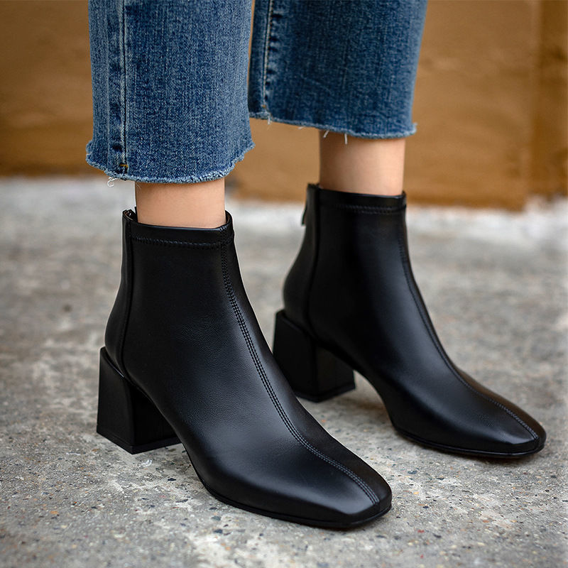 女小码30 31 32 33大码女鞋41-43冬新款短靴粗跟内拉链加绒马丁靴