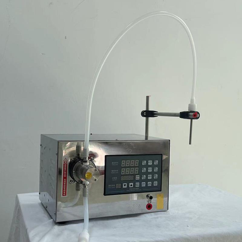 自动液体定量灌装机精油白酒单多头分装机食用油酒精磁力泵灌装机