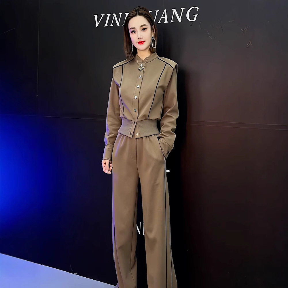 时尚套装女款2025年春秋季新款棕色纽扣开衫长袖卫衣两件套女装潮