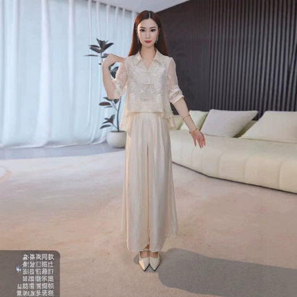 美曦时尚套装女士春夏季2026新款高端大气减龄显瘦百搭两件套裤子