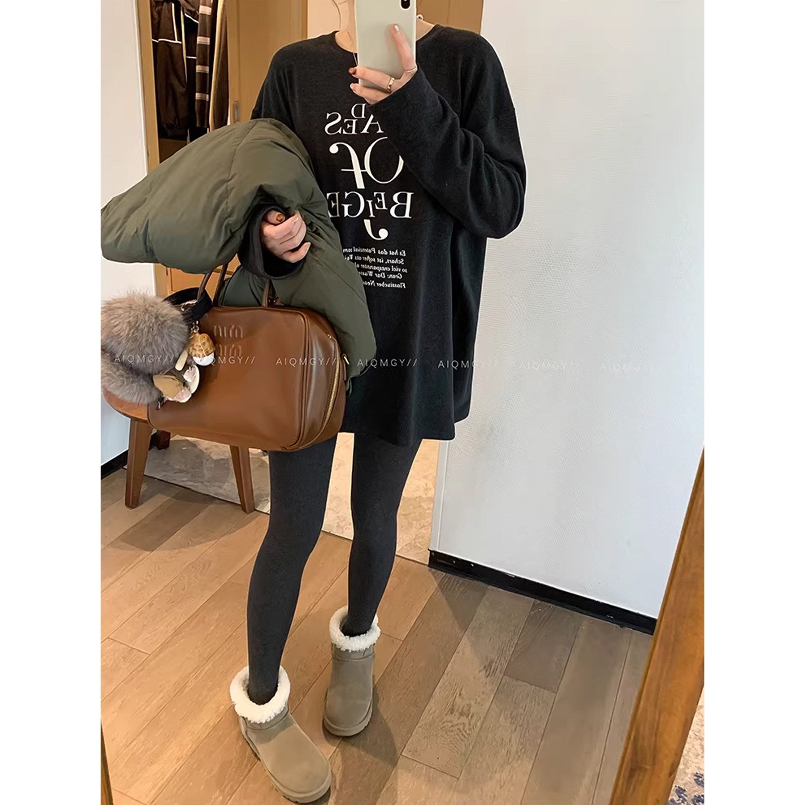 爱情魔鬼鱼 长袖圆领字母印花T恤女2025冬季新款宽松显瘦百搭上衣