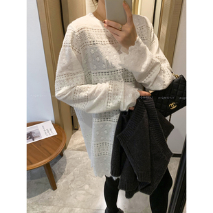 爱情魔鬼鱼 米白色长袖花朵蕾丝花边T恤女2025年冬季新款打底上衣