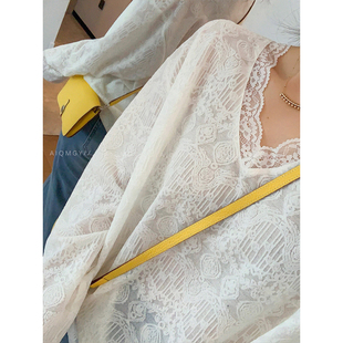 新款 爱情魔鬼鱼 女2026春季 V领蕾丝衫 宽松洋气上衣 白色高级感长袖