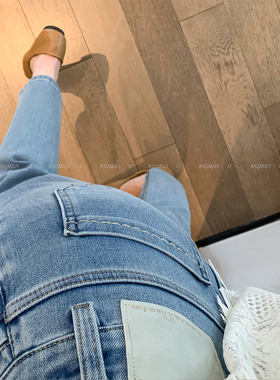 爱情魔鬼鱼 蓝色复古水洗窄版牛仔裤女2026春季新款高腰直筒裤子