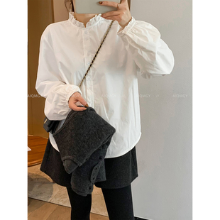 爱情魔鬼鱼 白色长袖花边领衬衫女2025冬季新款通勤加绒打底上衣