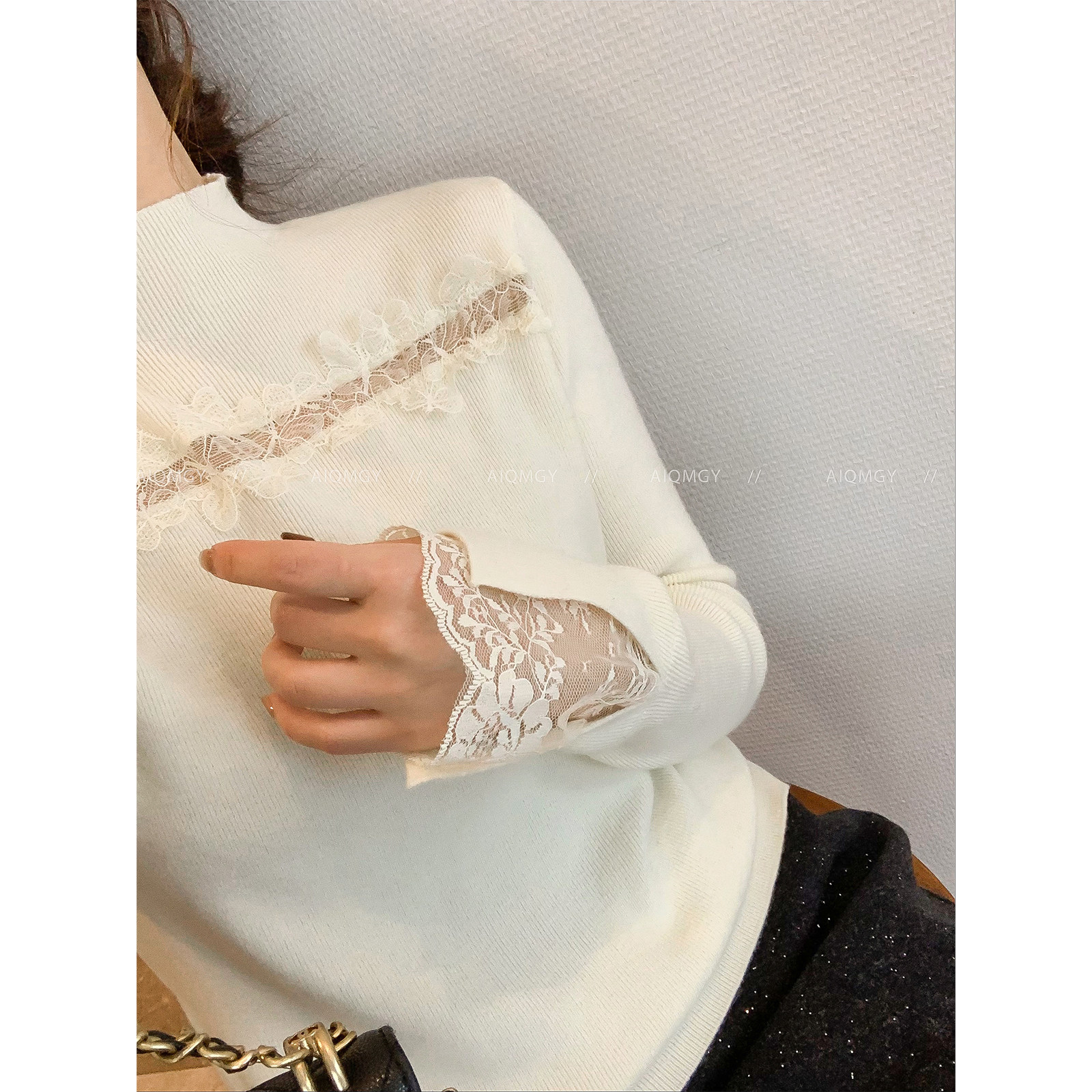 爱情魔鬼鱼 长袖高领蕾丝拼钎绒纱针织衫女2025冬季新款打底上衣,女装/女士精品,毛针织衫,淘宝优惠券,粉丝福利购,淘宝优惠卷
