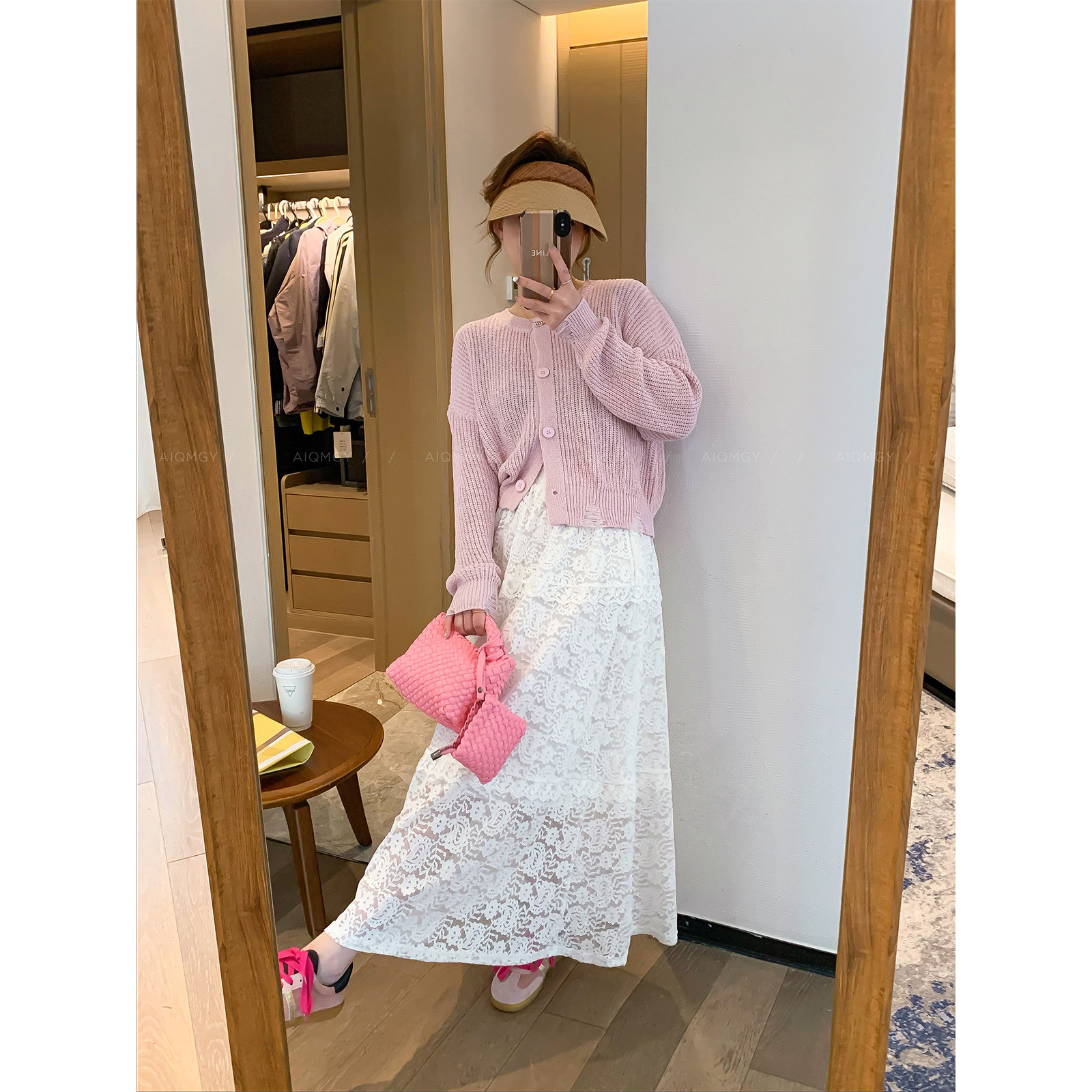 爱情魔鬼鱼 粉色设计感破洞长袖针织开衫女2025秋冬新款百搭上衣,女装/女士精品,毛针织衫,淘宝优惠券,粉丝福利购,淘宝优惠卷