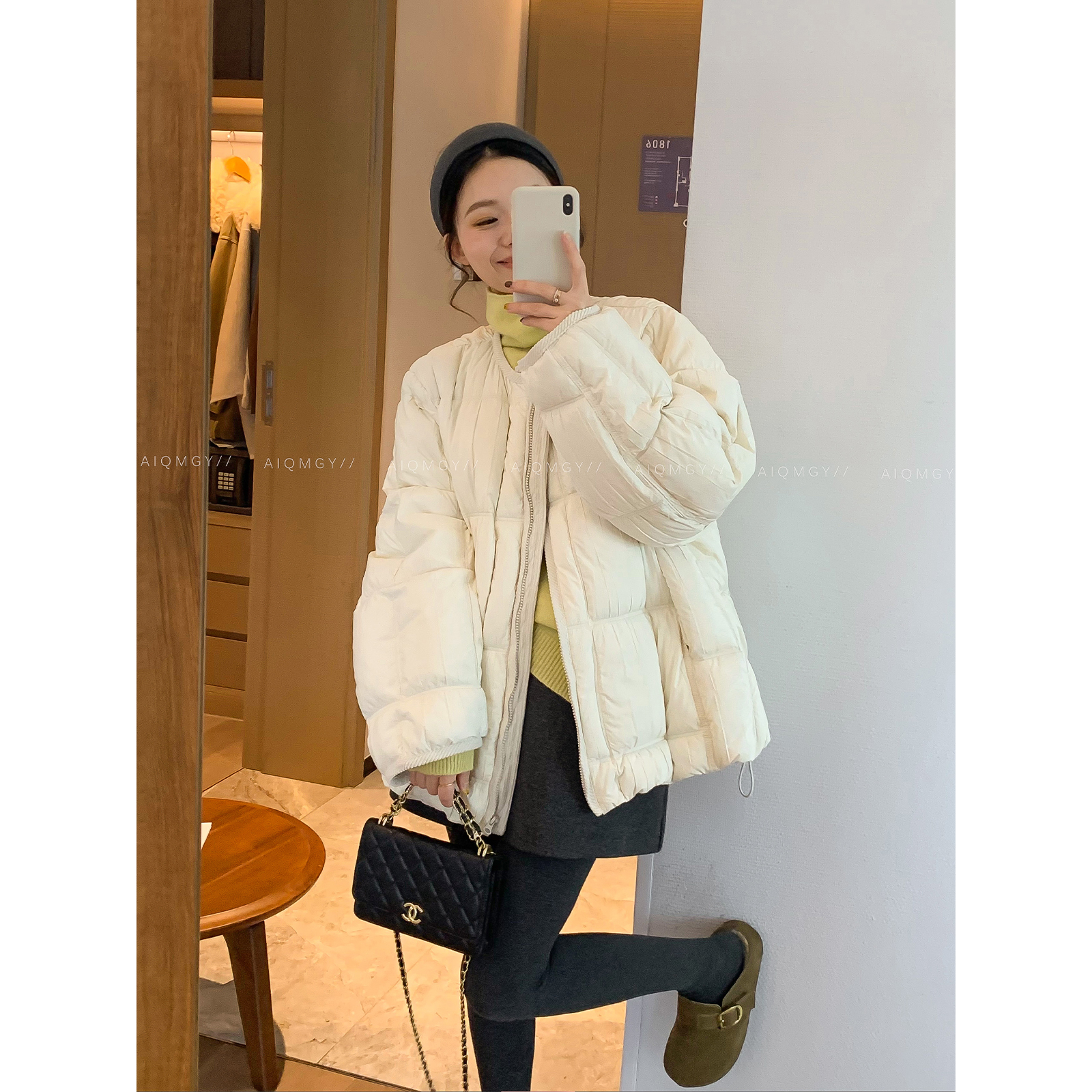 爱情魔鬼鱼肌理感羽绒服女