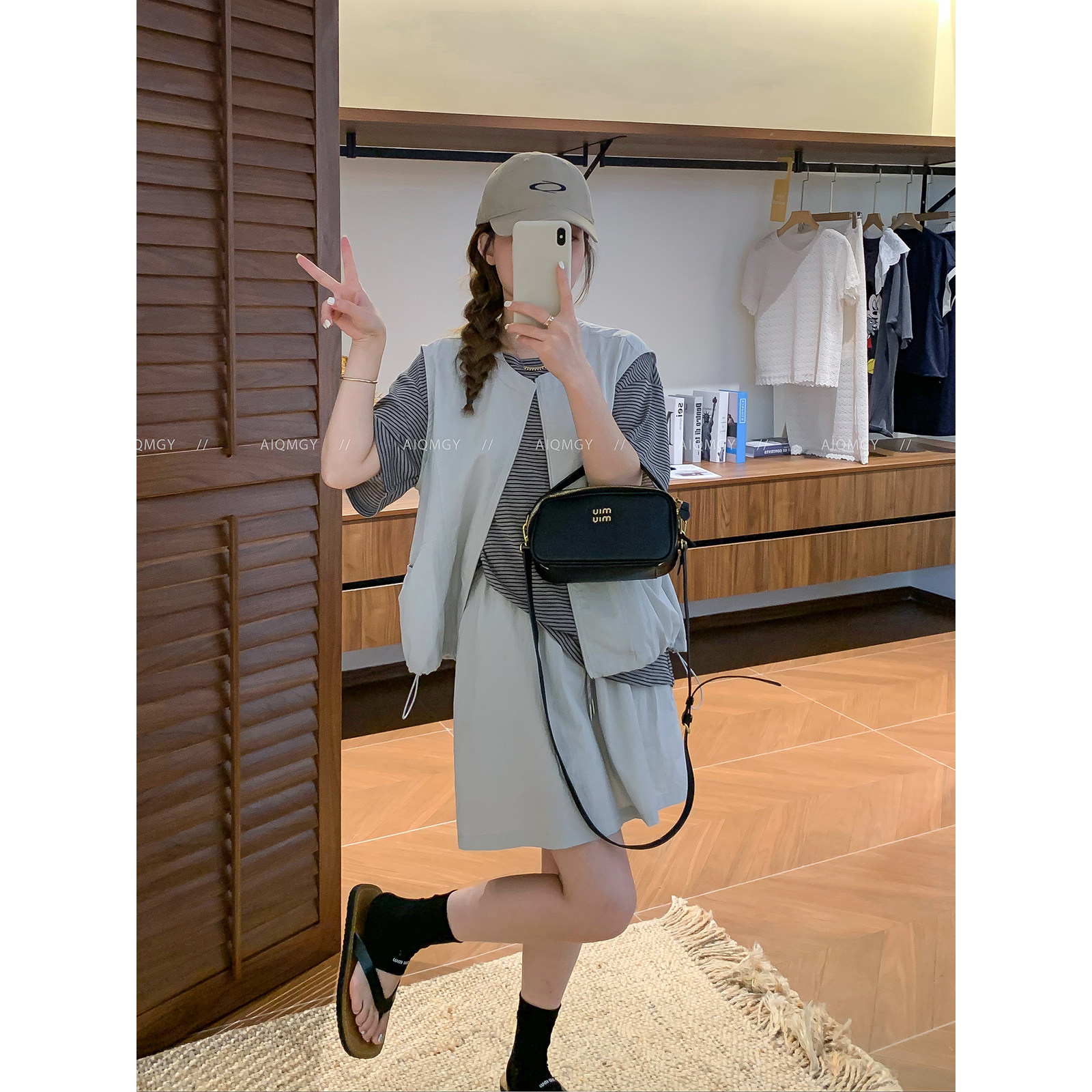 爱情魔鬼鱼 时尚套装女2026年夏季新款开衫马甲条纹T恤短裙三件套