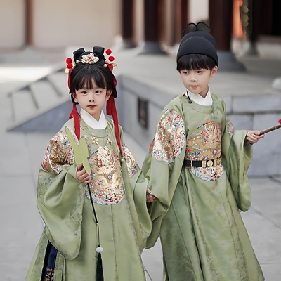 女童明制圆领补服汉服