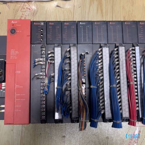 【佳诚】三菱PLC控制器A61P，A62DA-S1，AD61三个，A【议价】