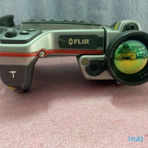【佳诚】FLIR T335 菲力尔固定式热像仪 缺个电池盖 其它完整【议