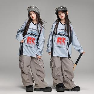 儿童街舞SWAG潮服男女童嘻哈hiphop棒球T恤工装裤帅气套装演出服
