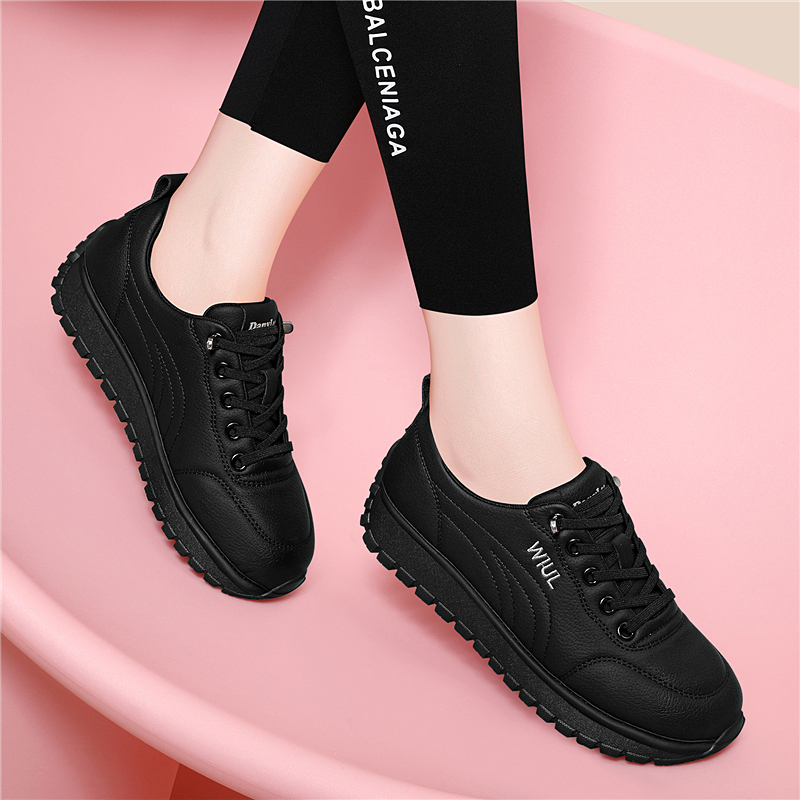 真皮小黑鞋女2025春季新