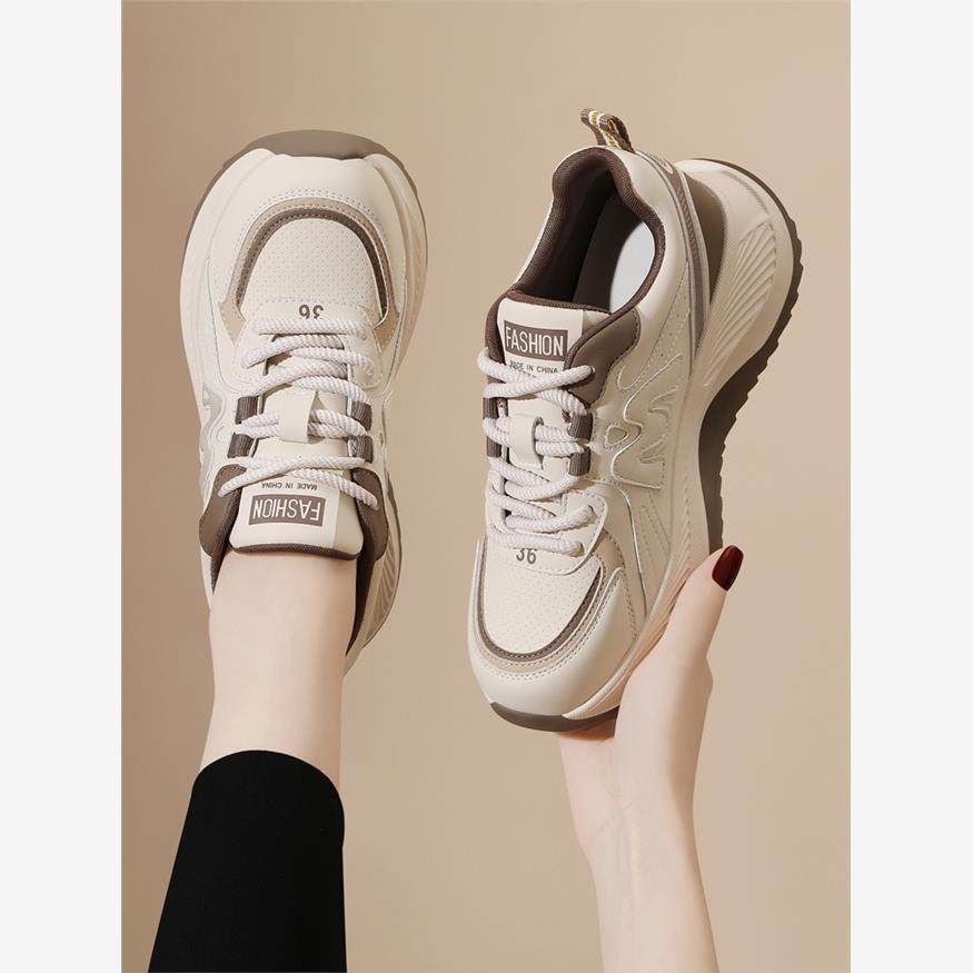 真皮老爹鞋女款2025新款轻便软底春秋季妈妈运动鞋厚底旅游休闲鞋