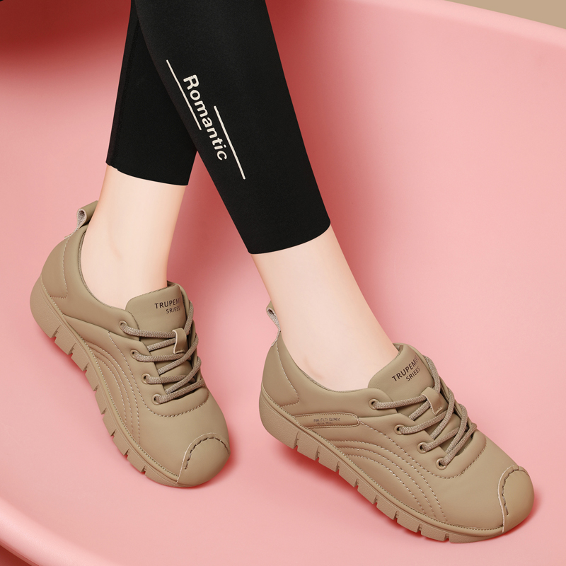 超软皮软底妈妈鞋单鞋平