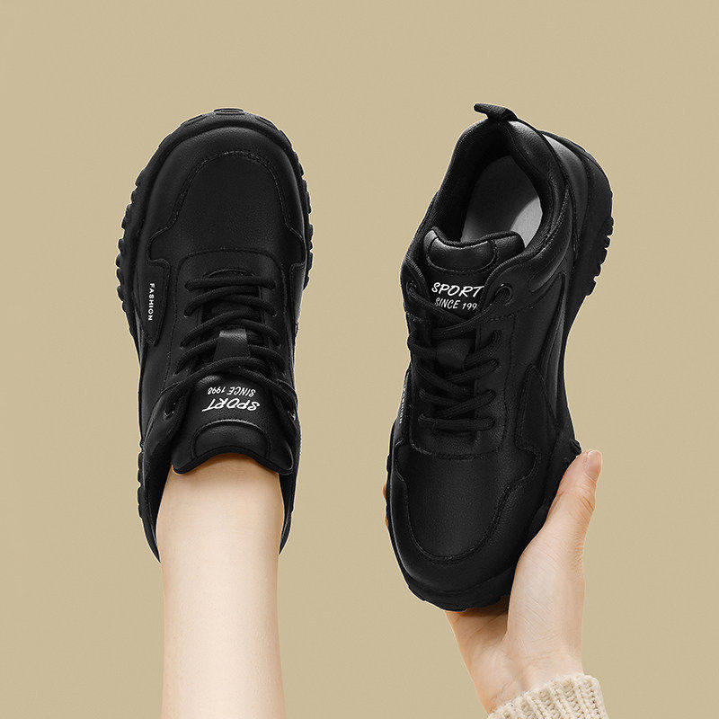 黑色休闲运动鞋女款2026新款春秋季超轻便软底阿甘鞋真皮小黑鞋子