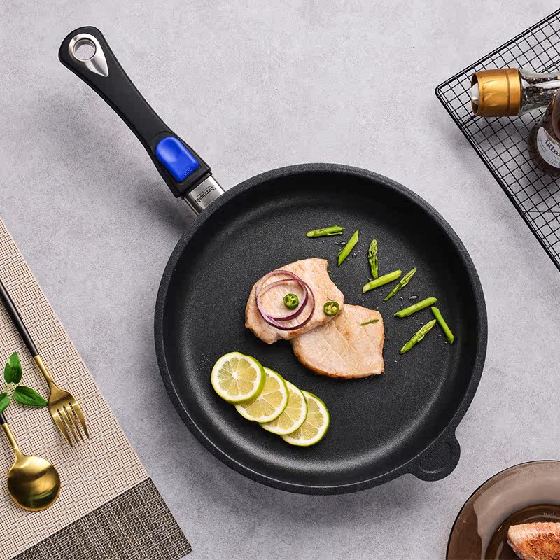 德国进口煎锅不粘锅家用少油烟28cm平底锅燃气灶电磁炉通用,厨房/烹饪用具,煎锅/平底锅,淘宝优惠券,粉丝福利购,淘宝优惠卷