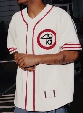 FCG自主SS25 联名Baseball Jersey后背数字印花图案开衫短袖球衣