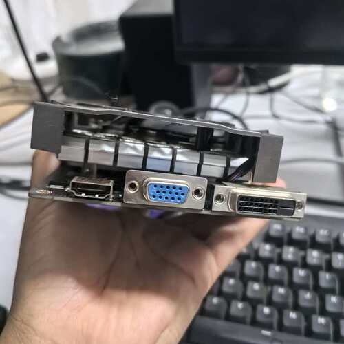 议价七彩虹网驰GTX750Ti-2GD5，功能完好。有HDM