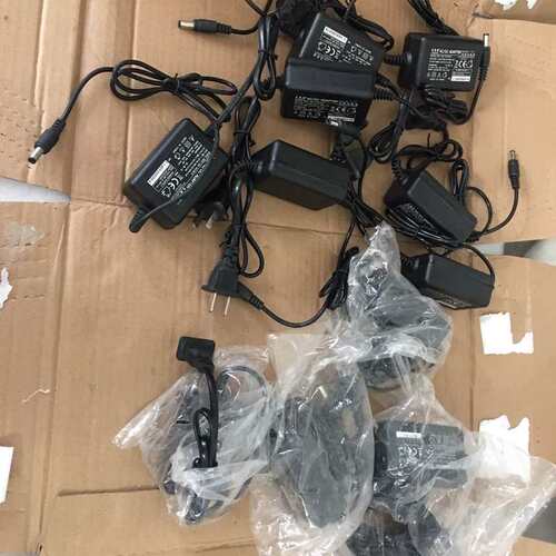 议价龙视安电源适配器 DC12V.-- 2.0A