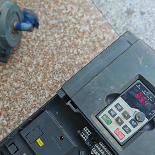 议价GD200A-022G/030P-4 英威腾变频器22kw