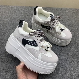 拼色松糕厚底运动板鞋 新款 休闲百搭显高 女2025年秋季 内增高德训鞋