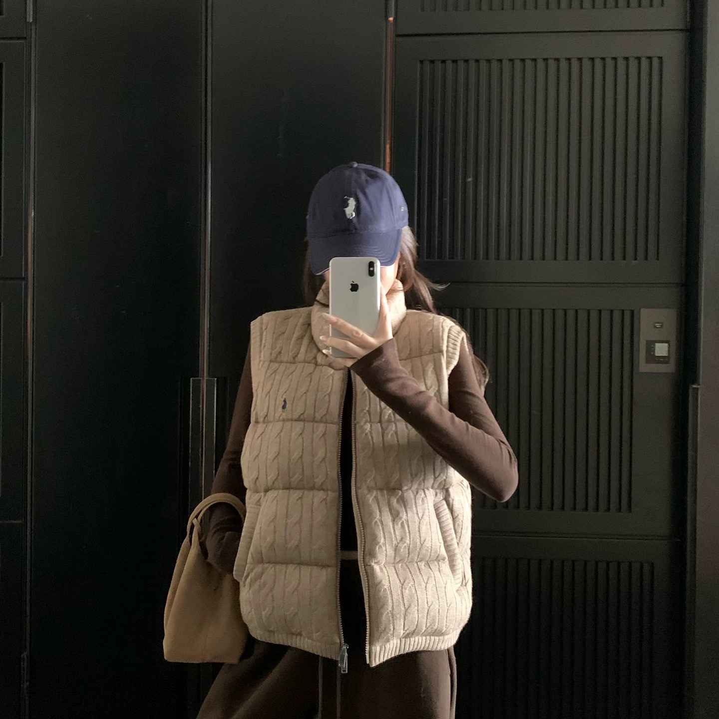 YUNYE云野 锁温马甲老钱风小标刺绣针织洋气高级感棉服马甲外套女