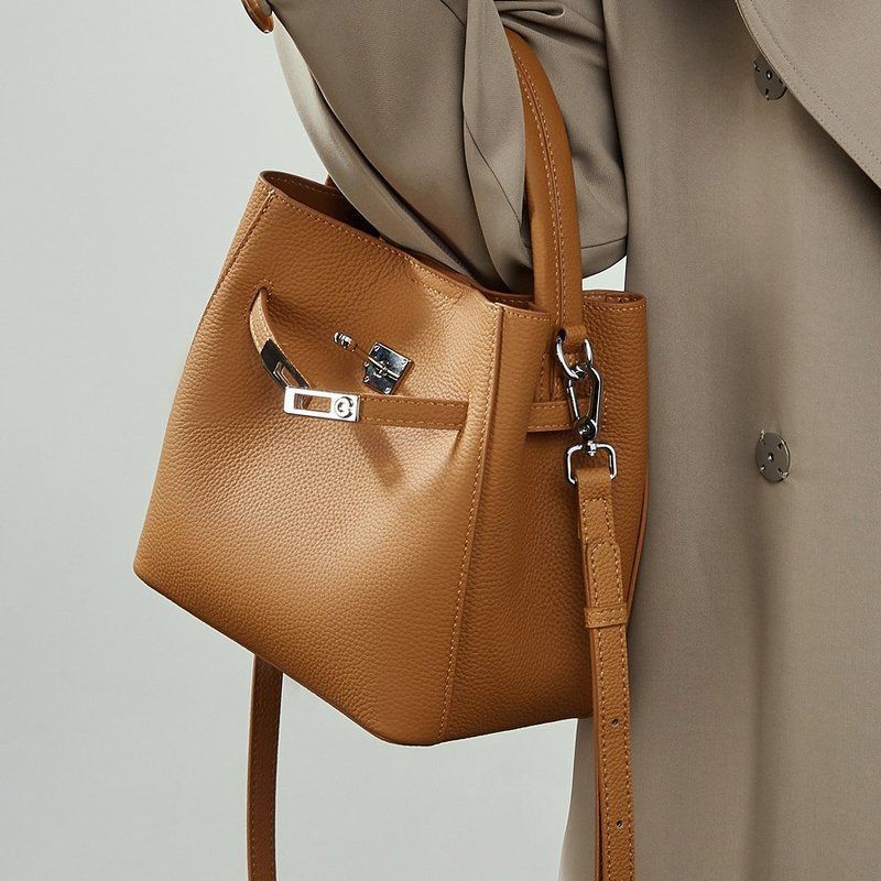 质感水桶包时尚头层牛皮百搭真皮