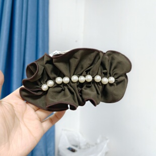 （满15包邮发货）永诗褶皱钉珠显发量云朵四指抓夹