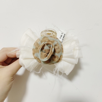 （满15包邮发货）永诗法式甜美雪纺奶茶玫瑰仙仙气质五指抓夹