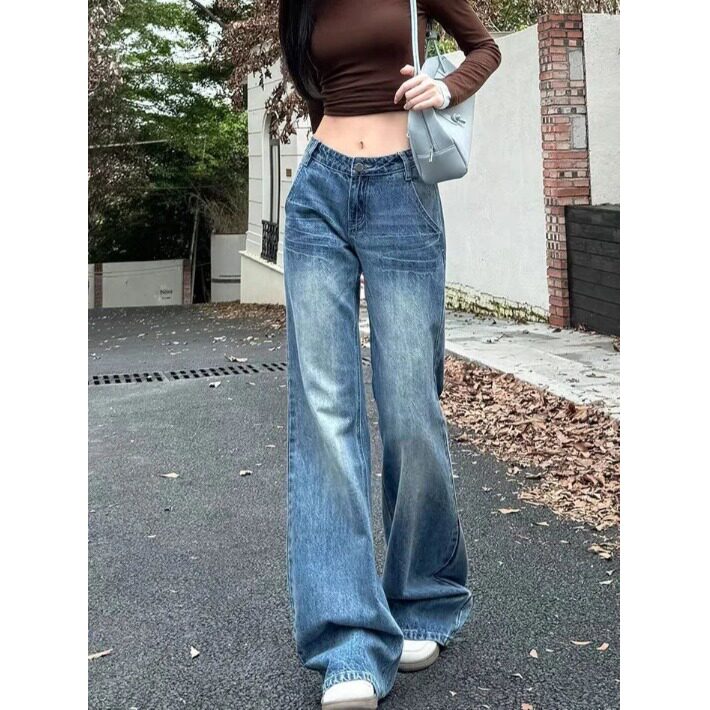 浅蓝色美式复古微喇牛仔裤女春秋季2026新款高腰显瘦宽松喇叭裤子