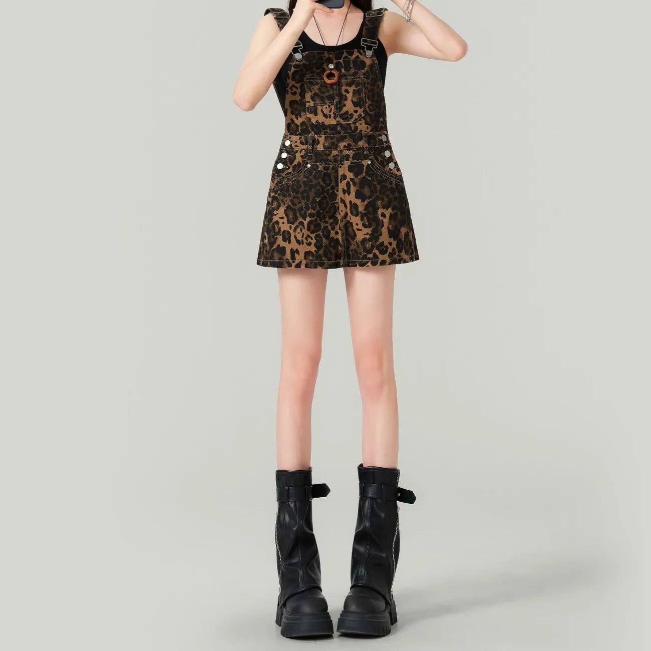 豹纹牛仔背带裤女夏季2026新款潮显瘦修身假两件短裤裙子A字裙裤