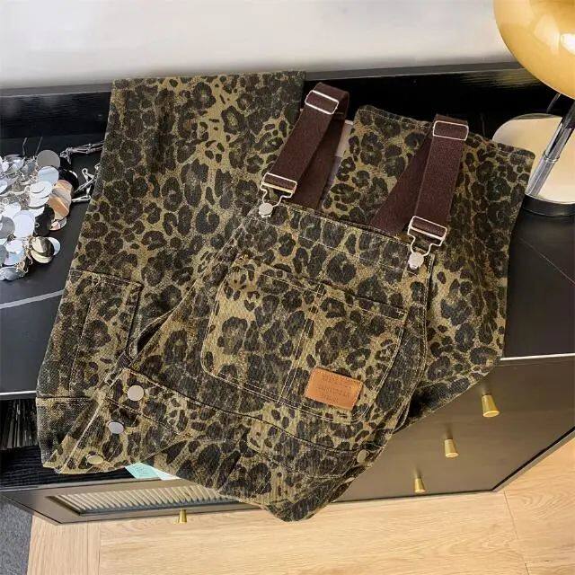 高质量豹纹牛仔背带裤女春秋季2026新款高个子显瘦宽松阔腿吊带裤