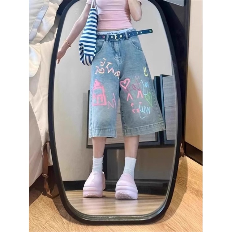多巴胺穿搭牛仔短裤女夏季高街涂鸦宽松直筒中裤阔腿小个子七分裤