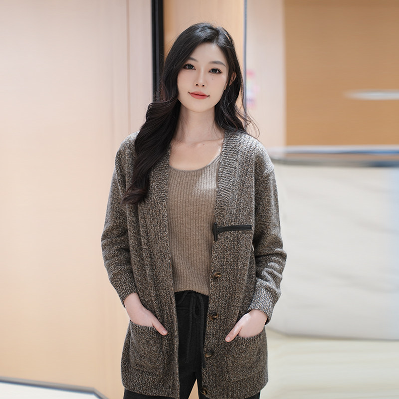 GTS新疆天山羊绒纯山羊绒花咖开衫外套工装大口袋牛角扣廓形,女装/女士精品,羊绒衫,淘宝优惠券,粉丝福利购,淘宝优惠卷