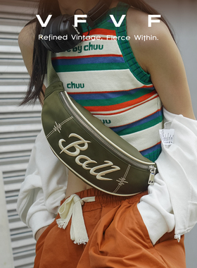 VFVF运动小众设计感潮中性斜挎胸包女大容量跑步健身腰包钱包女式