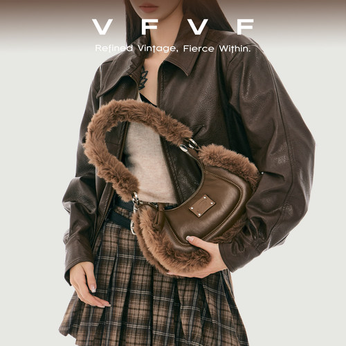 VFVF毛毛腋下饺子包月牙包毛绒毛茸茸单肩斜挎手提女包包2025新款