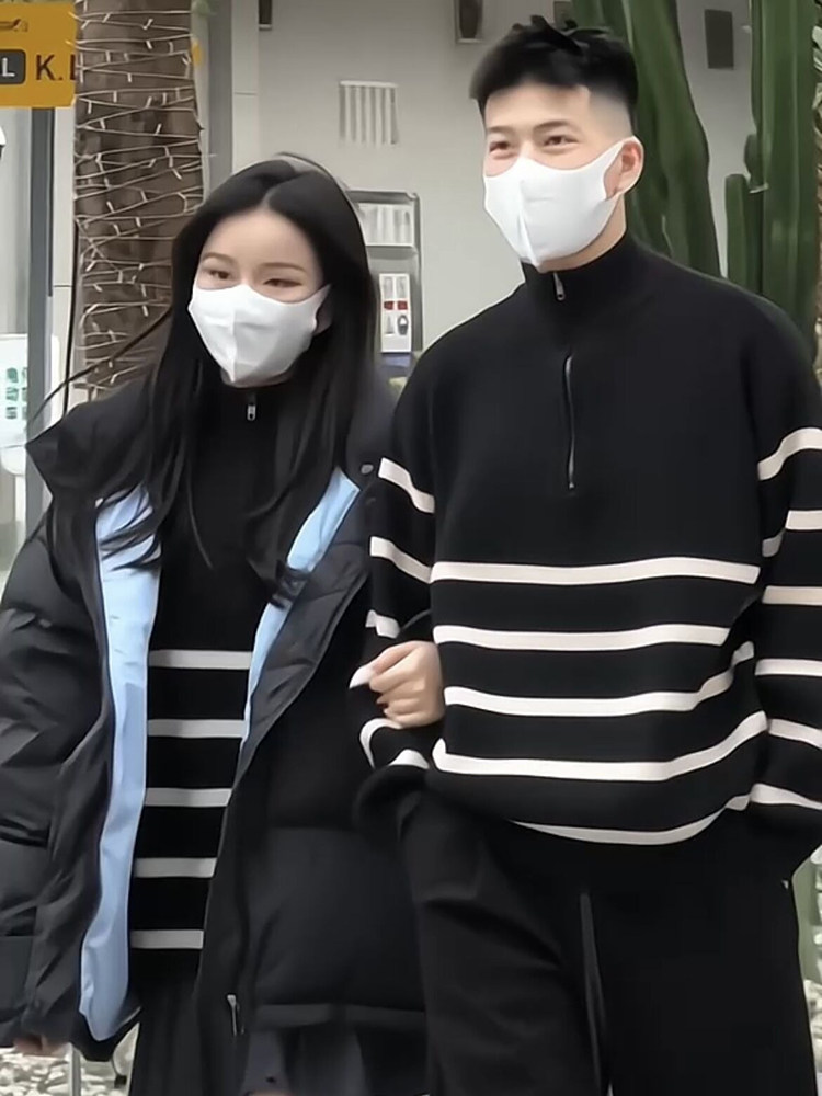 하프 지퍼 스트라이프 스웨터 남성 스탠드 칼라 가을 겨울 새로운 스타일 게으른 하이 엔드 느슨한 풀오버 바닥 스웨터 재킷