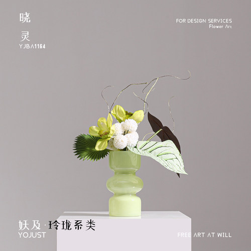 床头柜衣帽间妖及奶油风