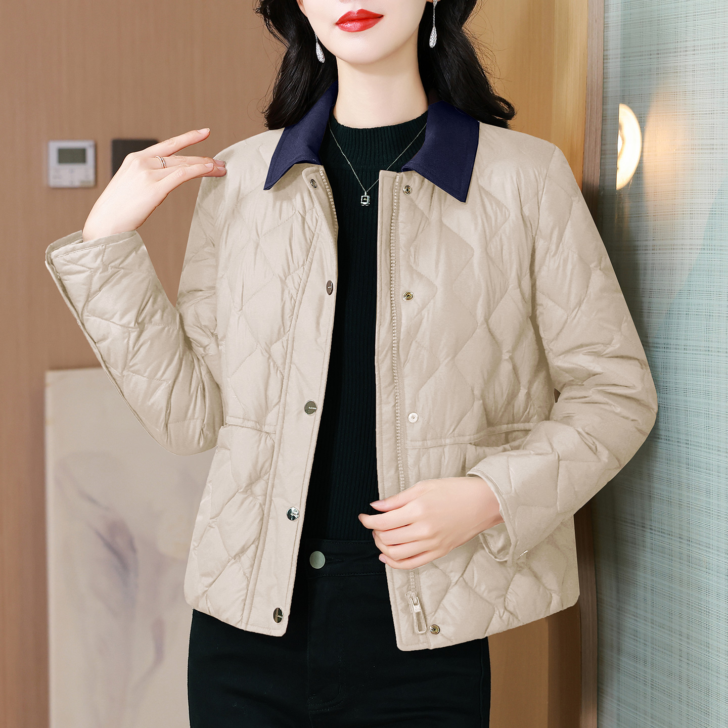 ROUMIKL时尚轻薄服短外套女士秋冬高级感中年妈妈减龄洋气保暖衣