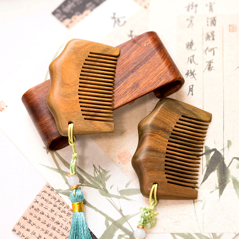 绿檀木按摩梳头部经络梳子原木无漆清新家用静电梳防脱发便携梳子