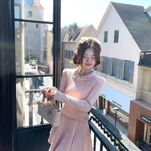 Q女家 进修校花/千金感粉色长袖上衣针织毛衣超好看秋冬裙子套装