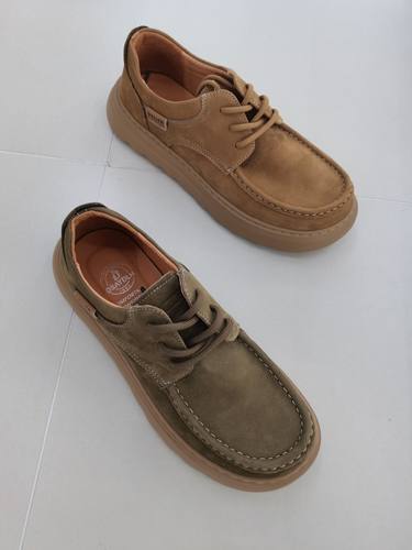 德赛帝伦2024新款男鞋真皮复古真皮潮流男士百搭软底休闲板鞋勃肯