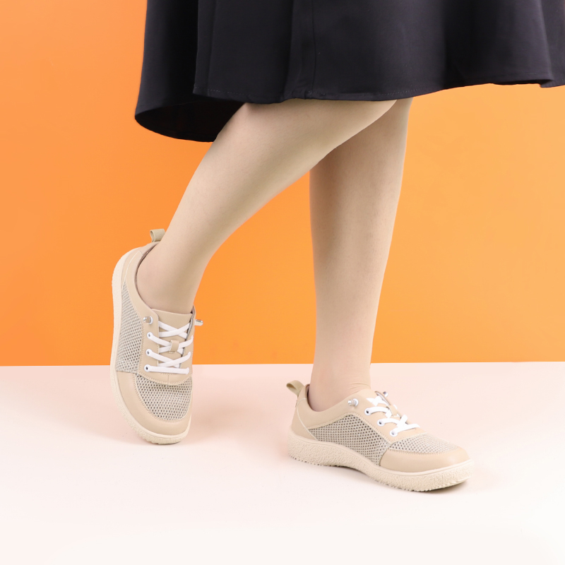 妈妈鞋休闲鞋一脚蹬透气轻便女鞋