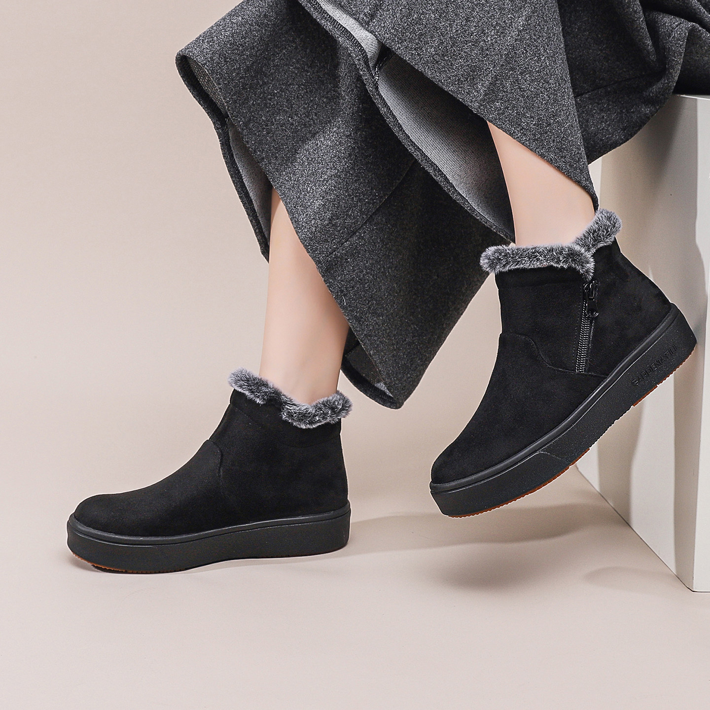 2025冬季新款雪地靴妈妈款舒适防滑棉鞋女轻便加绒保暖中老年棉靴,女鞋,时尚雪地靴,淘宝优惠券,粉丝福利购,淘宝优惠卷